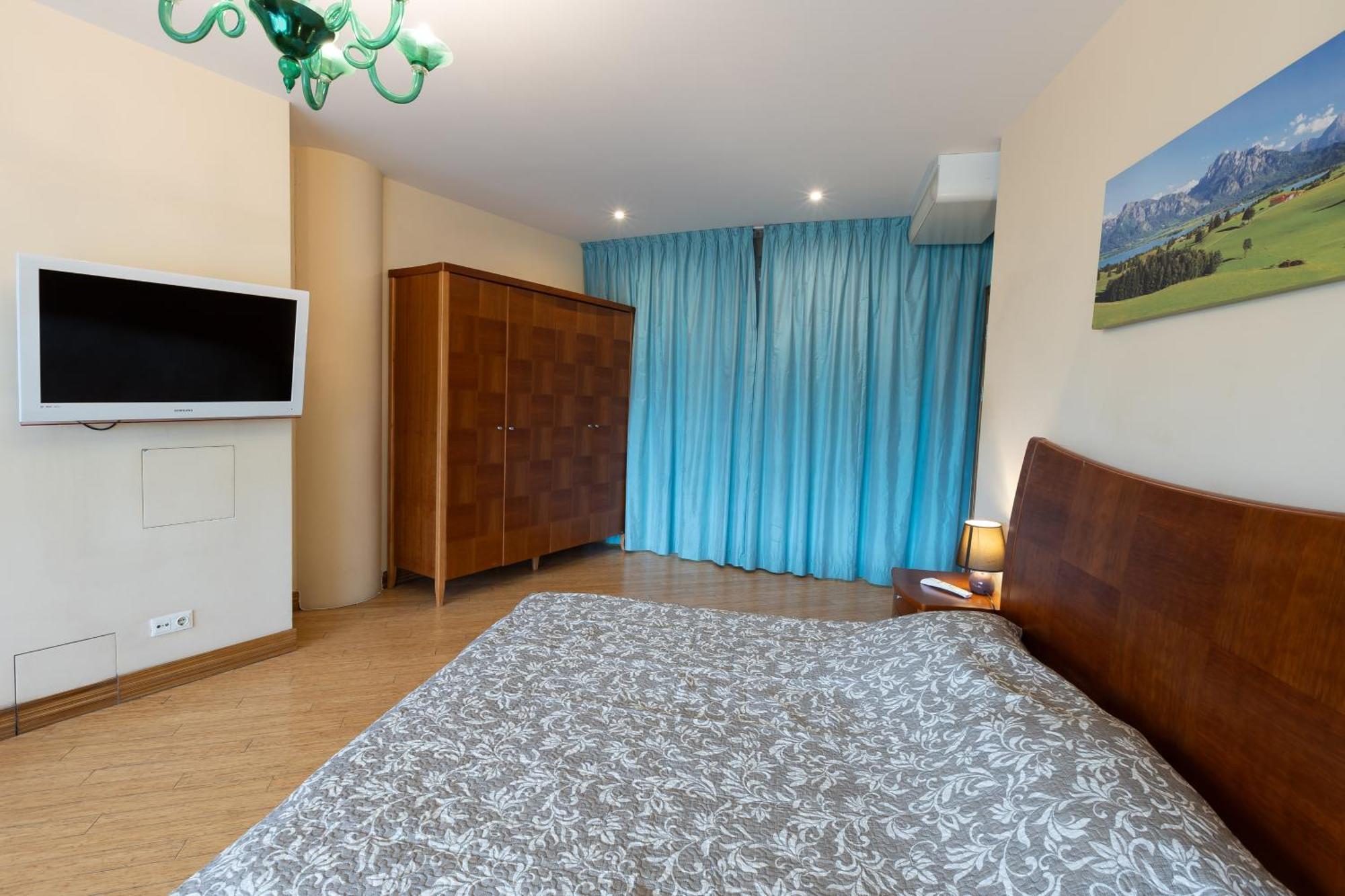 Royal Suites Whith Free Parking Riga Exterior foto